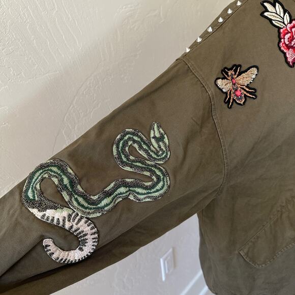 H&M | Womens Army Green Cotton Twill Bird Flower Bee Patch Bomber Jacket Small - Picture 4 of 15